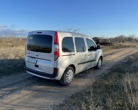 Серый Рено Кенгу пасс., объемом двигателя 1.5 л и пробегом 297 тыс. км за 8200 $, фото 5 на Automoto.ua