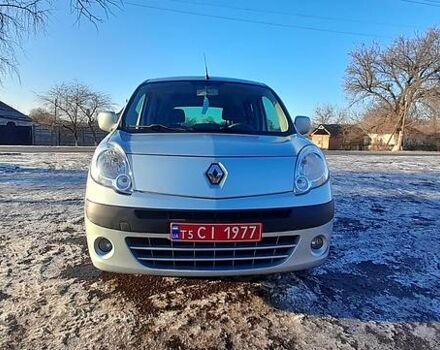 Рено Кенгу пасс. 2010 в Новых Санжарах на Automoto.ua Серый Рено Кенгу пасс., объемом двигателя 0 л и пробегом 190 тыс. км за 7999 $, фото 1 на Automoto.ua