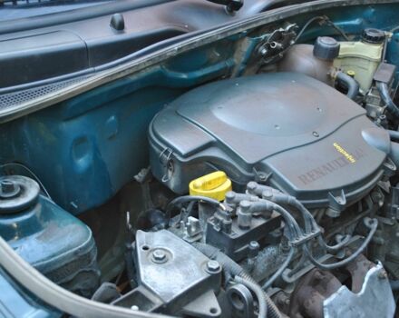 Зелений Рено Кенгу пас., об'ємом двигуна 0.14 л та пробігом 276 тис. км за 3999 $, фото 4 на Automoto.ua