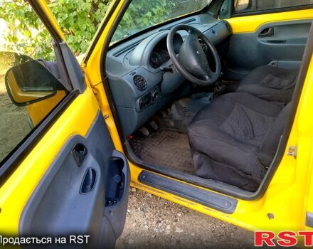 Рено Кенгу 1999 в Болграде на Automoto.ua Желтый Рено Кенгу, объемом двигателя 1.9 л и пробегом 220 тыс. км за 2200 $, фото 9 на Automoto.ua