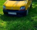 Желтый Рено Кенгу, объемом двигателя 1.9 л и пробегом 300 тыс. км за 2100 $, фото 1 на Automoto.ua