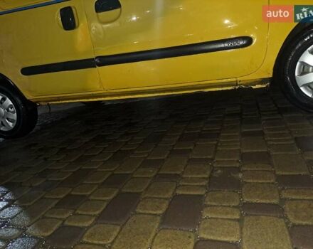 Желтый Рено Кенгу, объемом двигателя 1.9 л и пробегом 222 тыс. км за 1100 $, фото 6 на Automoto.ua