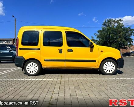 Желтый Рено Кенгу, объемом двигателя 1.9 л и пробегом 343 тыс. км за 2800 $, фото 2 на Automoto.ua