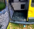Желтый Рено Кенгу, объемом двигателя 1.9 л и пробегом 131 тыс. км за 2950 $, фото 4 на Automoto.ua