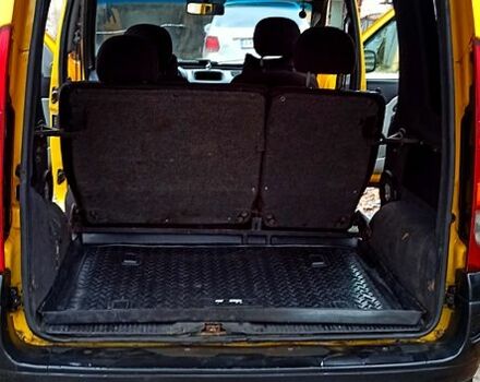 Желтый Рено Кенгу, объемом двигателя 1.5 л и пробегом 350 тыс. км за 3000 $, фото 2 на Automoto.ua