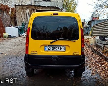 Желтый Рено Кенгу, объемом двигателя 1.5 л и пробегом 350 тыс. км за 3000 $, фото 6 на Automoto.ua