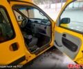 Желтый Рено Кенгу, объемом двигателя 1.5 л и пробегом 250 тыс. км за 2300 $, фото 1 на Automoto.ua