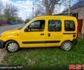 Желтый Рено Кенгу, объемом двигателя 1.5 л и пробегом 211 тыс. км за 3200 $, фото 1 на Automoto.ua