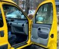 Желтый Рено Кенгу, объемом двигателя 1.5 л и пробегом 204 тыс. км за 3300 $, фото 8 на Automoto.ua