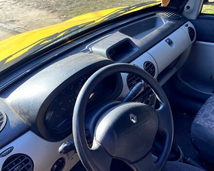 Рено Кенгу 2004 в Одессе на Automoto.ua Желтый Рено Кенгу, объемом двигателя 1.5 л и пробегом 300 тыс. км за 3500 $, фото 5 на Automoto.ua
