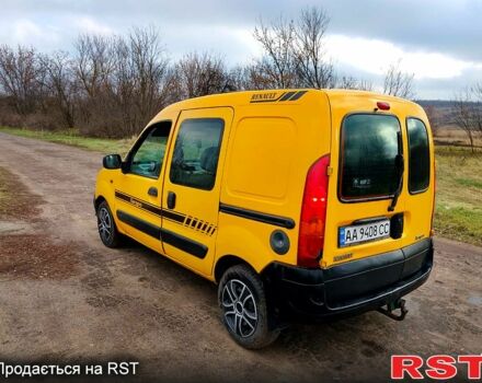 Желтый Рено Кенгу, объемом двигателя 1.6 л и пробегом 300 тыс. км за 3700 $, фото 2 на Automoto.ua