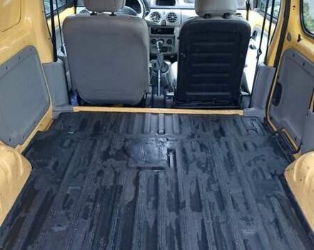 Желтый Рено Кенгу, объемом двигателя 1.5 л и пробегом 286 тыс. км за 2800 $, фото 10 на Automoto.ua