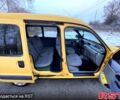 Желтый Рено Кенгу, объемом двигателя 1.5 л и пробегом 235 тыс. км за 4399 $, фото 9 на Automoto.ua