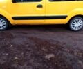 Желтый Рено Кенгу, объемом двигателя 1.5 л и пробегом 198 тыс. км за 4100 $, фото 4 на Automoto.ua