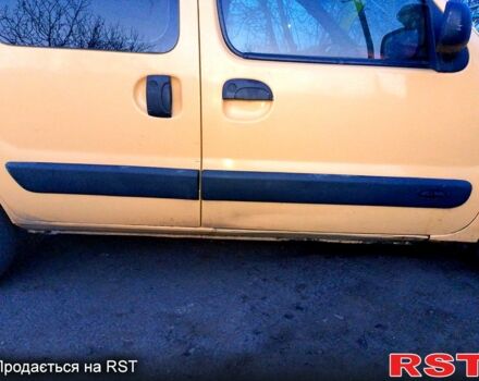 Желтый Рено Кенгу, объемом двигателя 1.5 л и пробегом 0 тыс. км за 3800 $, фото 7 на Automoto.ua