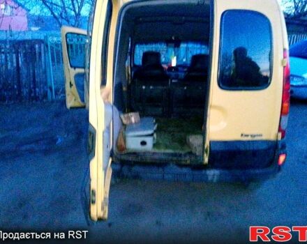 Желтый Рено Кенгу, объемом двигателя 1.5 л и пробегом 0 тыс. км за 3800 $, фото 6 на Automoto.ua