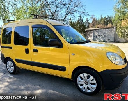 Желтый Рено Кенгу, объемом двигателя 1.5 л и пробегом 220 тыс. км за 4400 $, фото 2 на Automoto.ua