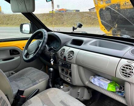 Желтый Рено Кенгу, объемом двигателя 1.5 л и пробегом 387 тыс. км за 2999 $, фото 4 на Automoto.ua