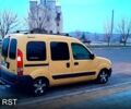 Желтый Рено Кенгу, объемом двигателя 1.5 л и пробегом 300 тыс. км за 2700 $, фото 1 на Automoto.ua