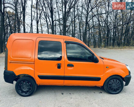 Желтый Рено Кенгу, объемом двигателя 1.5 л и пробегом 250 тыс. км за 2100 $, фото 20 на Automoto.ua