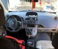 Желтый Рено Кенгу, объемом двигателя 1.5 л и пробегом 330 тыс. км за 4500 $, фото 3 на Automoto.ua