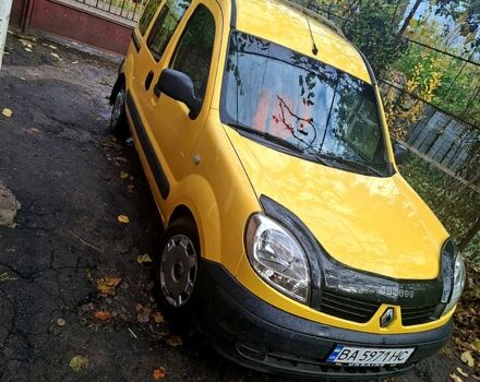 Желтый Рено Кенгу, объемом двигателя 1.5 л и пробегом 210 тыс. км за 4200 $, фото 8 на Automoto.ua