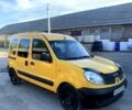 Желтый Рено Кенгу, объемом двигателя 1.5 л и пробегом 250 тыс. км за 3000 $, фото 1 на Automoto.ua