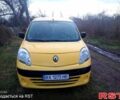 Желтый Рено Кенгу, объемом двигателя 1.5 л и пробегом 254 тыс. км за 5400 $, фото 2 на Automoto.ua