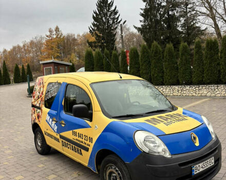 Желтый Рено Кенгу, объемом двигателя 1.46 л и пробегом 233 тыс. км за 3800 $, фото 1 на Automoto.ua