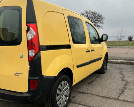 Желтый Рено Кенгу, объемом двигателя 0 л и пробегом 89 тыс. км за 6000 $, фото 5 на Automoto.ua