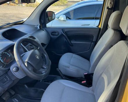 Желтый Рено Кенгу, объемом двигателя 0 л и пробегом 118 тыс. км за 5499 $, фото 16 на Automoto.ua