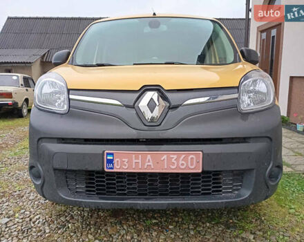 Желтый Рено Кенгу, объемом двигателя 0 л и пробегом 99 тыс. км за 8900 $, фото 4 на Automoto.ua