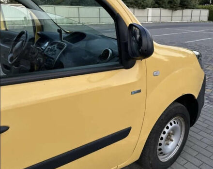 Желтый Рено Кенгу, объемом двигателя 0 л и пробегом 99 тыс. км за 8900 $, фото 18 на Automoto.ua