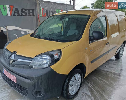 Желтый Рено Кенгу, объемом двигателя 0 л и пробегом 99 тыс. км за 8900 $, фото 5 на Automoto.ua