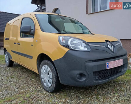 Желтый Рено Кенгу, объемом двигателя 0 л и пробегом 99 тыс. км за 8900 $, фото 36 на Automoto.ua