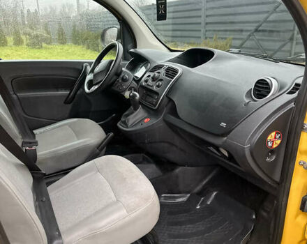 Жовтий Рено Кєнгу, об'ємом двигуна 0 л та пробігом 88 тис. км за 8550 $, фото 11 на Automoto.ua