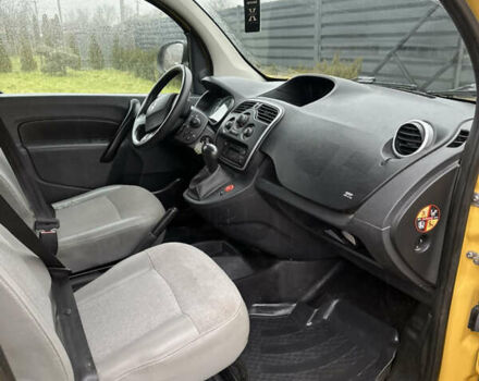 Жовтий Рено Кєнгу, об'ємом двигуна 0 л та пробігом 88 тис. км за 8550 $, фото 7 на Automoto.ua