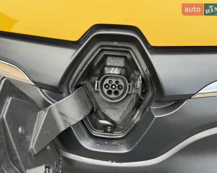 Желтый Рено Кенгу, объемом двигателя 0 л и пробегом 50 тыс. км за 10404 $, фото 13 на Automoto.ua