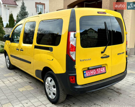 Желтый Рено Кенгу, объемом двигателя 0 л и пробегом 50 тыс. км за 10404 $, фото 6 на Automoto.ua