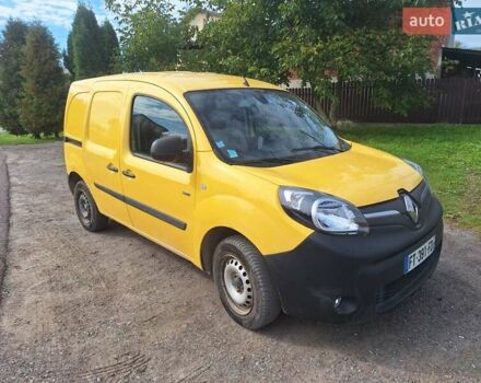 Жовтий Рено Кєнгу, об'ємом двигуна 0 л та пробігом 65 тис. км за 8600 $, фото 8 на Automoto.ua