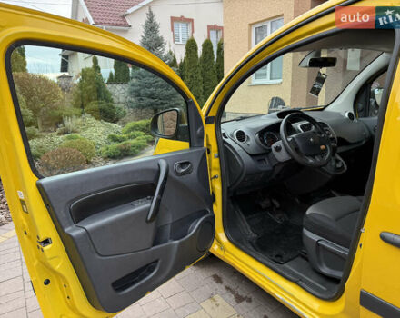 Желтый Рено Кенгу, объемом двигателя 0 л и пробегом 50 тыс. км за 10404 $, фото 14 на Automoto.ua