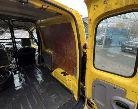 Желтый Рено Кенгу, объемом двигателя 1.87 л и пробегом 403 тыс. км за 3000 $, фото 11 на Automoto.ua