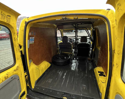 Желтый Рено Кенгу, объемом двигателя 1.87 л и пробегом 403 тыс. км за 3000 $, фото 9 на Automoto.ua