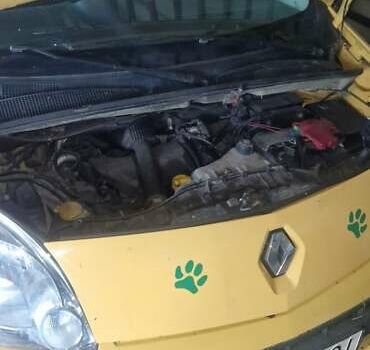 Желтый Рено Кенгу, объемом двигателя 1.46 л и пробегом 100 тыс. км за 5000 $, фото 6 на Automoto.ua