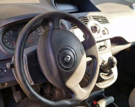 Желтый Рено Кенгу, объемом двигателя 1.46 л и пробегом 100 тыс. км за 5000 $, фото 4 на Automoto.ua