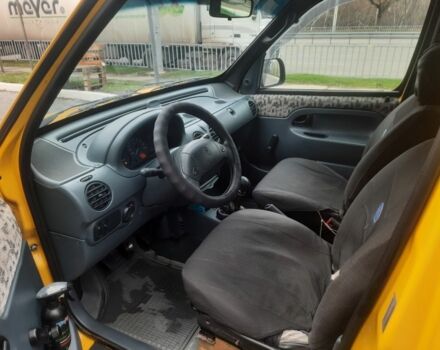 Желтый Рено Кенгу, объемом двигателя 1.9 л и пробегом 216 тыс. км за 3250 $, фото 17 на Automoto.ua