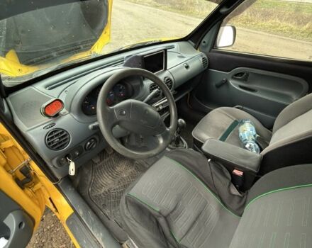 Желтый Рено Кенгу, объемом двигателя 1.9 л и пробегом 200 тыс. км за 2100 $, фото 6 на Automoto.ua