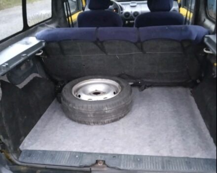 Желтый Рено Кенгу, объемом двигателя 1.9 л и пробегом 280 тыс. км за 2999 $, фото 6 на Automoto.ua