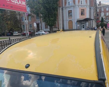Жовтий Рено Кєнгу, об'ємом двигуна 1.1 л та пробігом 364 тис. км за 4000 $, фото 5 на Automoto.ua