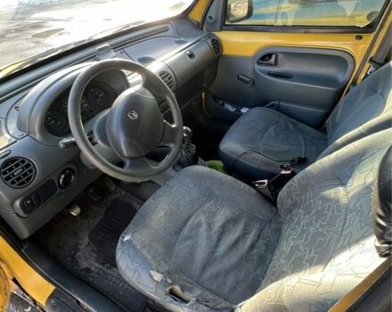 Жовтий Рено Кєнгу, об'ємом двигуна 1.9 л та пробігом 245 тис. км за 2500 $, фото 3 на Automoto.ua